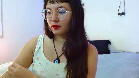 mily_baker online show from 01.08.25