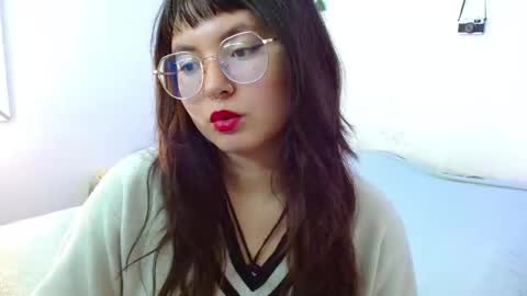 mily_baker online show from 01.22.25