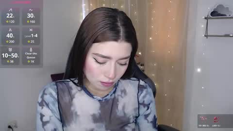 Snapshot of mily_thomson_b chatting on 02.12.25 Mily online show from 02.12.25