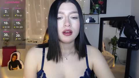 Snapshot of mily_thomson_b chatting on 09.16.25 Mily online show from 09.16.25