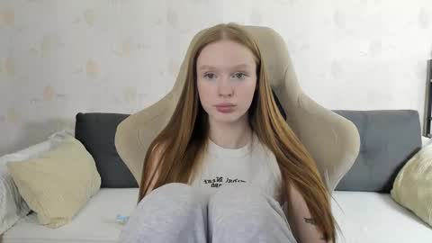 Milena and Jasper online show from 10.20.25