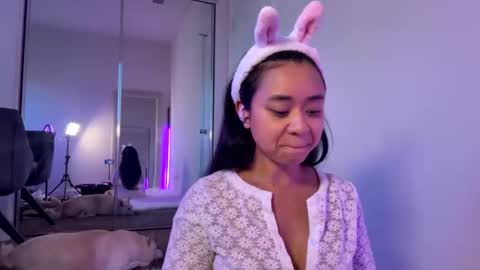 Snapshot of mimibabyxxx chatting on 10.18.25 Mimi Baby online show from 10.18.25