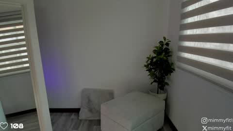 mimmyfit1 online show from 12.17.24