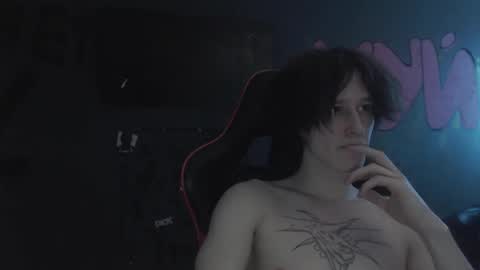 Snapshot of min1pekka chatting on 10.09.25 Max online show from 10.09.25