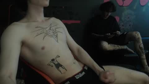 Snapshot of min1pekka chatting on 11.02.25 Max online show from 11.02.25