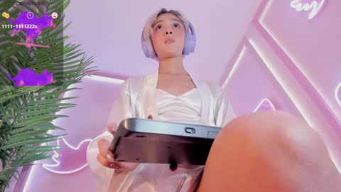 Minji online show from 01.25.25