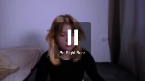 hi Im Mina  online show from 12.02.24