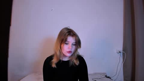 hi Im Mina  online show from 01.06.25