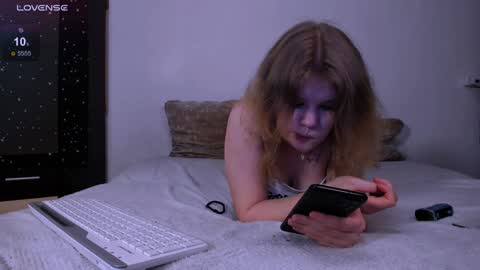 hi Im Mina  online show from 01.30.25