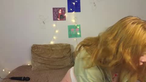 hi Im Mina  online show from 04.13.26