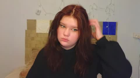 hi Im Mina  online show from 05.30.26