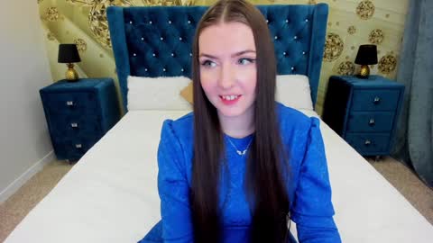 minchelskatrina online show from 12.13.24