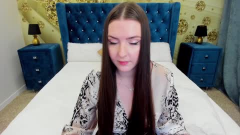 minchelskatrina online show from 12.14.24