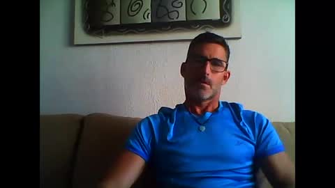 Snapshot of mindthestep chatting on 10.14.25 MIND online show from 10.14.25