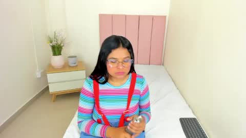 Mindy online show from 05.06.26