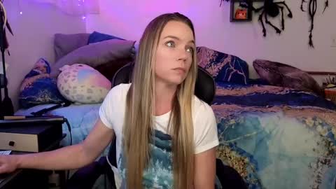 Mindy Mars online show from 02.26.25