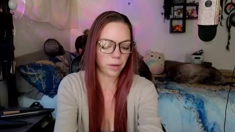 Mindy Mars online show from 12.03.25