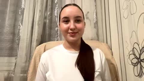 Snapshot of minervareddoch chatting on 10.14.25 Daisy online show from 10.14.25