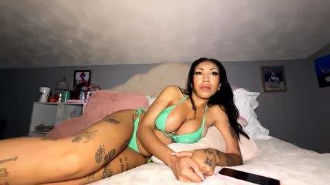 mingleeroseatx online show from 10.06.25