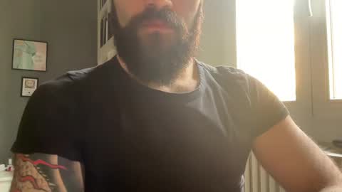 Snapshot of mingo_in_wonderland chatting on 01.21.25 Lance online show from 01.21.25