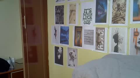 mini_karee online show from 03.09.26