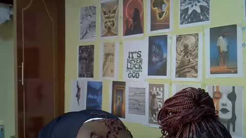 mini_karee online show from 03.20.26