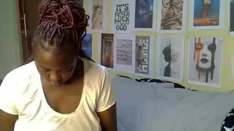 mini_karee online show from 03.24.26