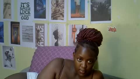 mini_karee online show from 04.09.26