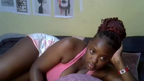 mini_karee online show from 04.14.26