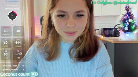 Snapshot of minionfriend chatting on 12.16.24 minionfriend online show from 12.16.24