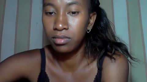 minouch211907 online show from 02.07.25