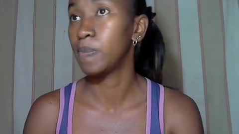 minouch211907 online show from 02.26.25