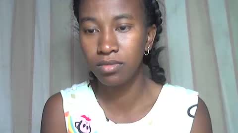 minouch211907 online show from 11.12.25