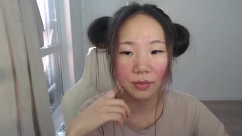 Snapshot of mira_g chatting on 02.26.25 mira_g online show from 02.26.25