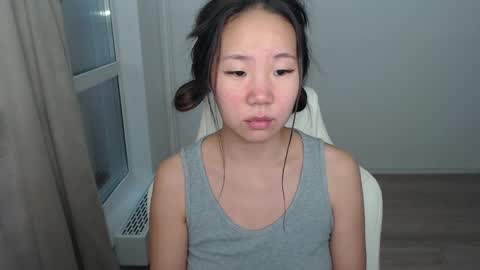 Snapshot of mira_g chatting on 03.05.25 mira_g online show from 03.05.25