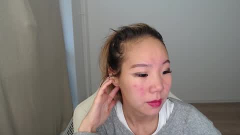 Snapshot of mira_g chatting on 11.01.25 mira_g online show from 11.01.25