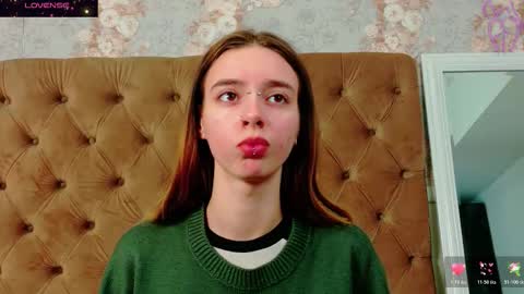 mira_lynxx online show from 11.20.25