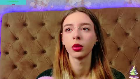 mira_lynxx online show from 12.17.25