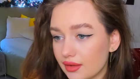 Emma online show from 12.20.24