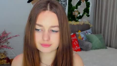 Emma online show from 12.22.24