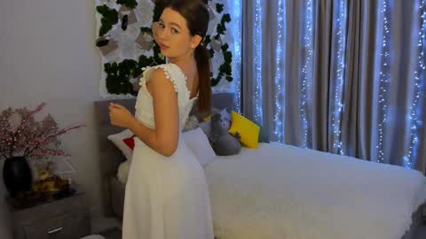 Emma online show from 01.11.25