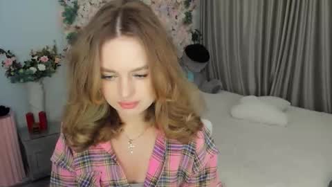 Emma online show from 09.15.25