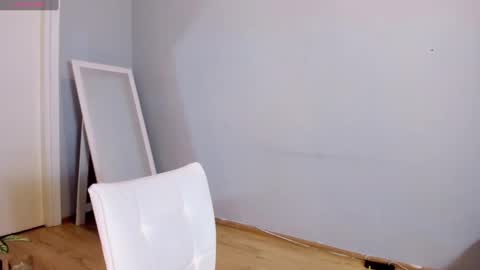 Meera online show from 02.12.25