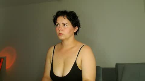Snapshot of miradiaz chatting on 07.02.26 Meera online show from 07.02.26