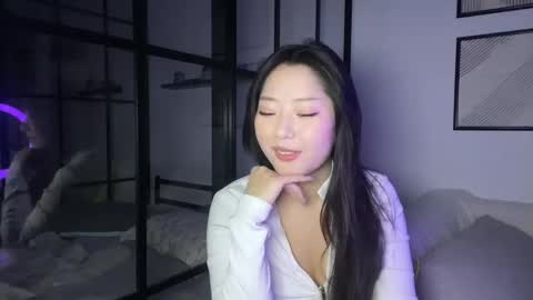 mirafloat online show from 10.15.25