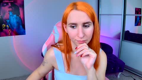 Snapshot of miralush chatting on 02.06.25 Mira online show from 02.06.25