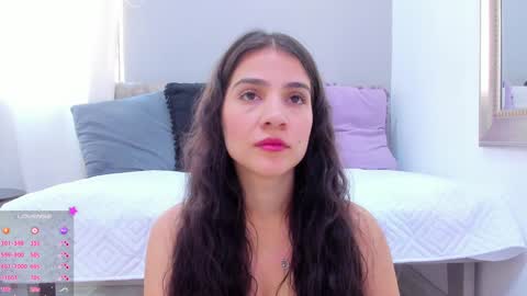 Snapshot of miranda_doll_ chatting on 01.13.25 online show from 01.13.25