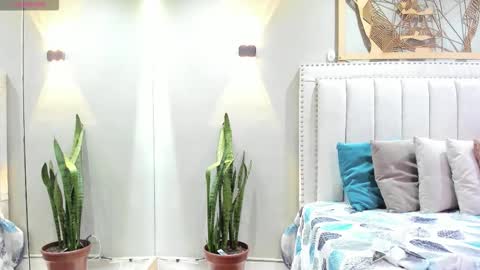 Snapshot of miranda_doll_ chatting on 10.20.25 online show from 10.20.25