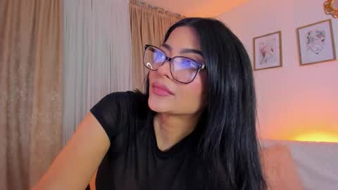 Snapshot of mirandasachs chatting on 10.02.25 Miranda online show from 10.02.25