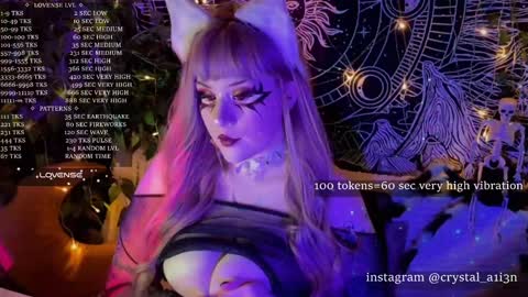 Snapshot of mirareed chatting on 01.25.25 mirareed online show from 01.25.25